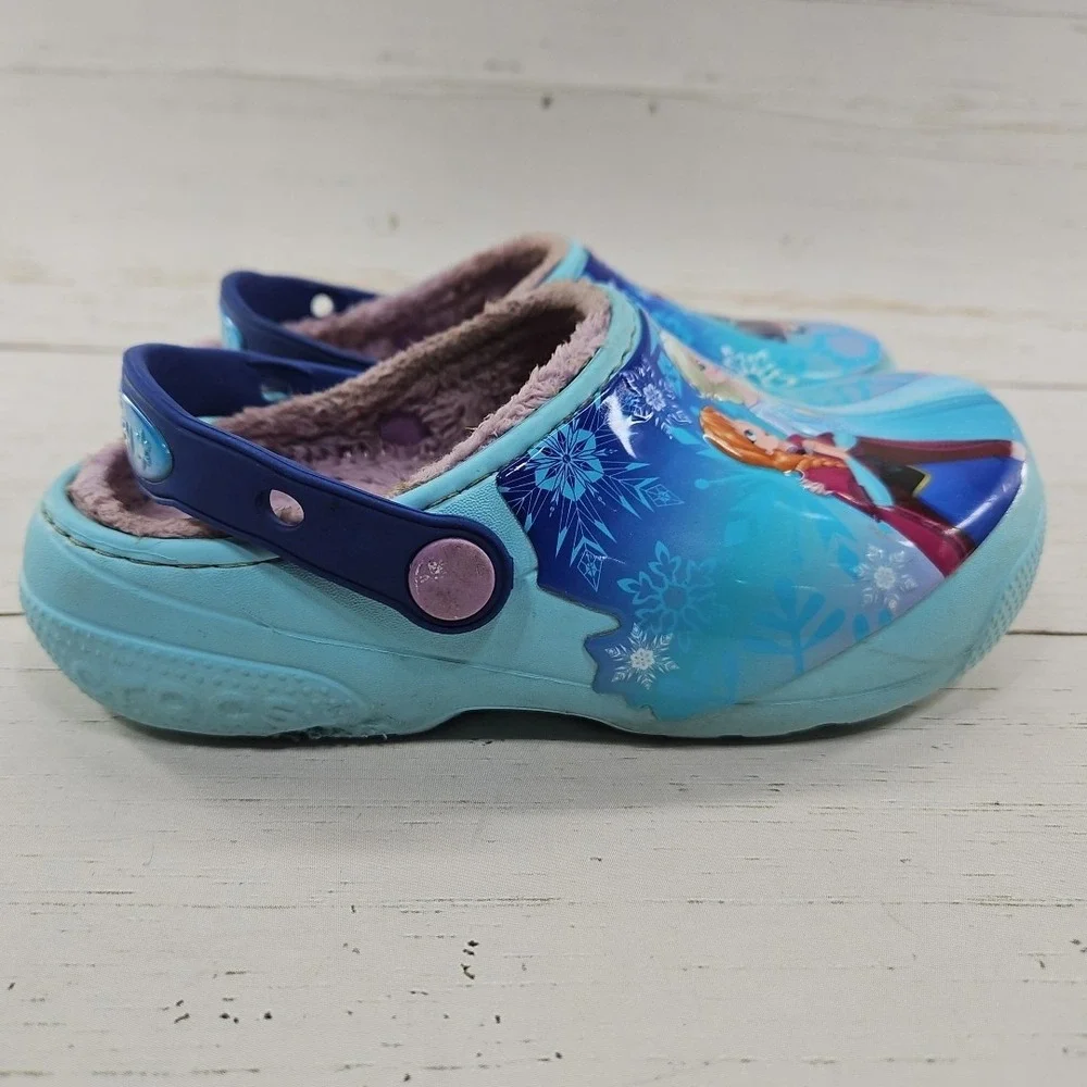 Crocs Disney‎ Frozen Movie Anna Elsa Girls C13 Fleece Lined Shoes Sandals